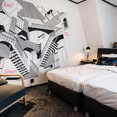 Pauw Hotel 3*