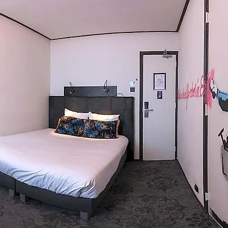 Pauw Hotel 3*